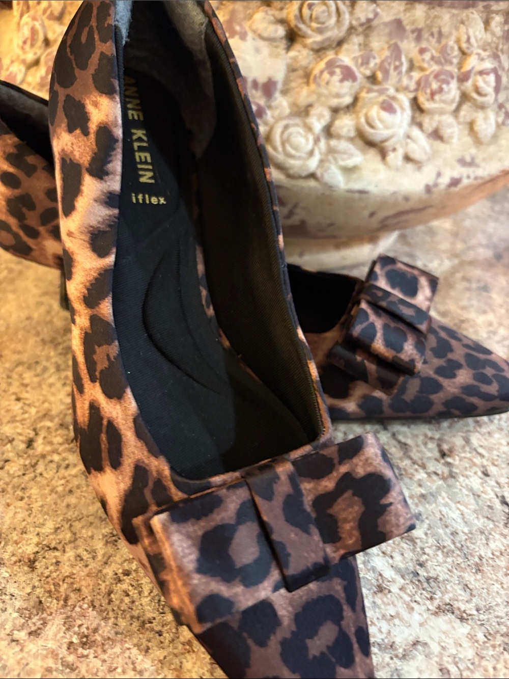 Anne Klein Leopard Print Pointed Toe Bow Heels - Brown & Black